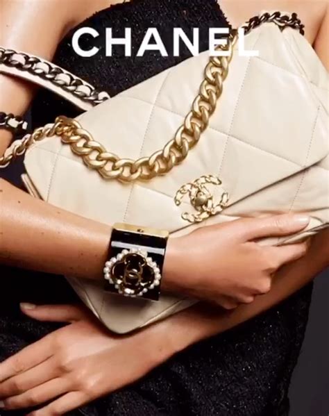 celebrity chanel bag 2019|Chanel 19 bag price.